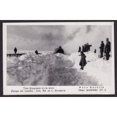 FERROCARRIL ANTIGUA TARJETA POSTAL TREN BLOQUEADO POR LA NIEVE EN COMODORO RIVADAVIA PATAGONIA